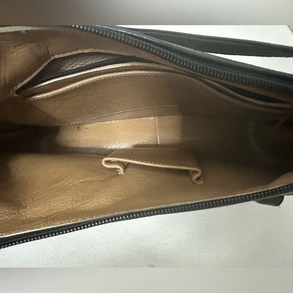 Black LEATHER shoulder purse - Picture 6 of 10